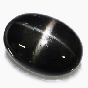 Diopsido estrella negro natural de 39,09 ct, corte óvalo, opaco