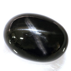 Diopsido estrella negro natural de 34,95 ct, corte óvalo, opaco