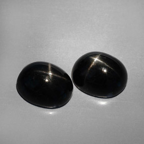 Gemas de diopsido estrella negro natural de  ct, corte óvalo, opaco