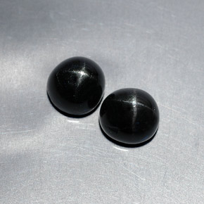 Gemas de diopsido estrella negro natural de  ct, corte óvalo, opaco