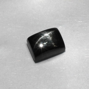 Diopsido estrella negro natural de 1,82 ct, baguette, opaco