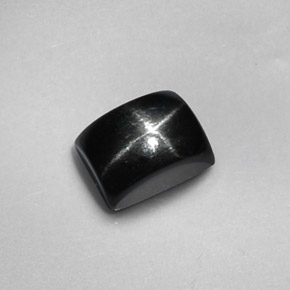 Diopsido estrella negro natural de 1,94 ct, baguette, opaco