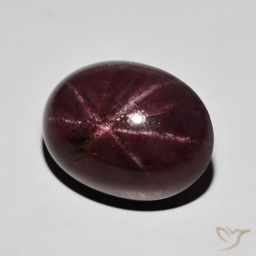 Granate estrella Rojo oscuro natural de 30.03 ct, Ovalada, Opaco
