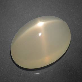Piedra de luna estrella crema natural de 15,60 ct, corte óvalo, translúcido