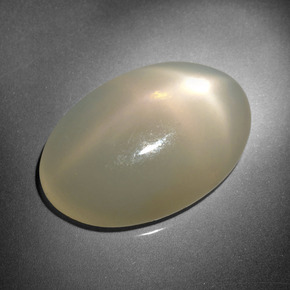 Piedra de luna estrella crema natural de 16,18 ct, corte óvalo, translúcido