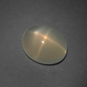 Piedra de luna estrella crema natural de 4,88 ct, corte óvalo, translúcido