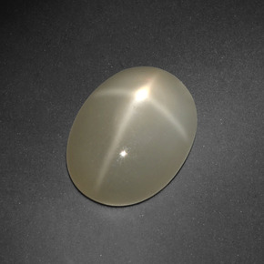 Piedra de luna estrella crema natural de 6,69 ct, corte óvalo, translúcido