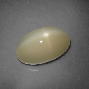 Piedra lunar estrella Dorado claro natural de 5.25 ct, Corte Óvalo, Translúcido