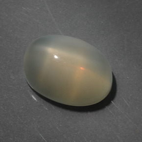 Piedra lunar estrella Marrón café claro natural de 7.60 ct, Corte Óvalo, Translúcido