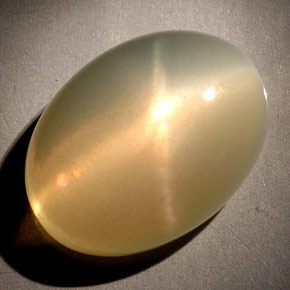 Piedra de luna estrella naranja natural de 18,09 ct, transparente, transparente / translúcido
