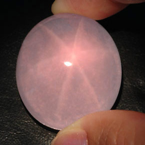 Cuarzo rosa estrella rosa natural de 167,45 ct, transparente, transparente / translúcido