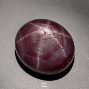 Rubí estrella rojo natural de 26,50 ct, corte óvalo, opaco