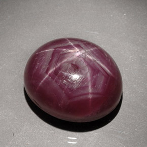 Rubí estrella rojo natural de 33,78 ct, corte óvalo, opaco