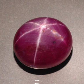 Rubí estrella rojo natural de 23,70 ct, corte óvalo, opaco