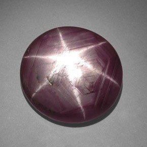 Rubí estrella rojo natural de 34,19 ct, corte óvalo, opaco