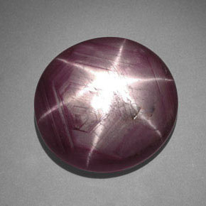 Rubí estrella rojo natural de 34,19 ct, corte óvalo, opaco