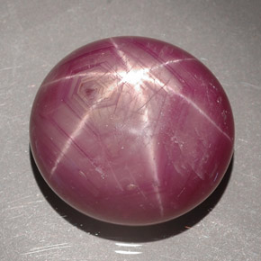 Rubí estrella rojo natural de 31,54 ct, corte óvalo, opaco