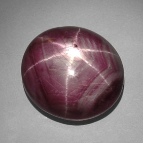 Rubí estrella rojo natural de 55,95 ct, corte óvalo, opaco