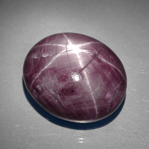 Rubí estrella rojo natural de 89,27 ct, corte óvalo, opaco