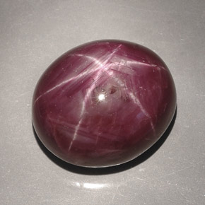 Rubí estrella rojo natural de 46,74 ct, corte óvalo, opaco