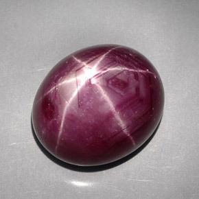Rubí estrella rojo natural de 48,29 ct, corte óvalo, opaco