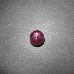 Rubí estrella rojo natural de 1,72 ct, corte redondo, opaco