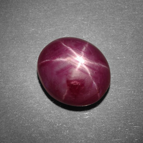 Rubí estrella rojo natural de 8,21 ct, corte óvalo, opaco