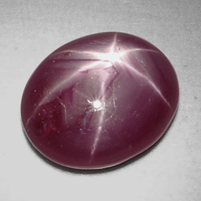 Rubí estrella rojo natural de 6,68 ct, corte óvalo, opaco