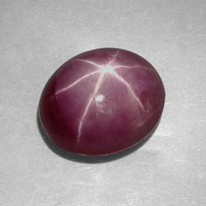 Rubí estrella rojo natural de 6,10 ct, corte óvalo, opaco
