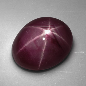Rubí Estrella Rojo púrpura natural de 4.71 ct, Corte Óvalo, Opaco