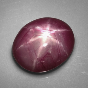 Rubí estrella rojo natural de 4,75 ct, corte óvalo, opaco