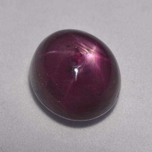 Rubí estrella rojo natural de 7,07 ct, corte óvalo, opaco