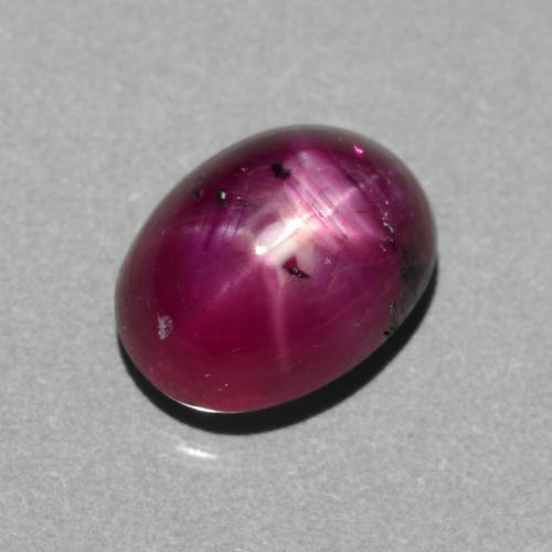 Rubí Estrella Púrpura rojizo oscuro medio natural de 3.18 ct, Corte Óvalo, Translúcido