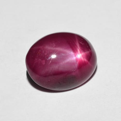Rubí estrella rojo natural de 4,41 ct, corte óvalo, opaco