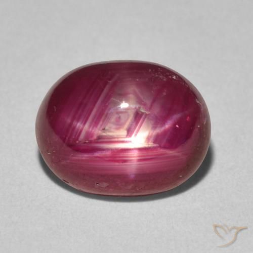 4.42ct Natural Rojo vino intenso rubí estrella, Ovalada, Opaco