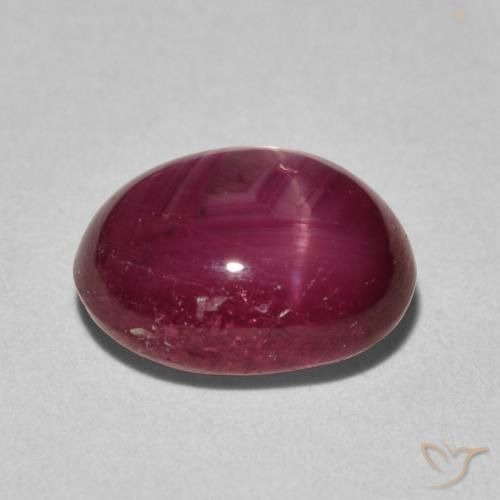 rubí estrella Rojo vino intenso natural de 4.42 ct, Ovalada, Opaco