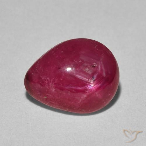 rubí estrella Rojo medio natural de 2.84 ct, En forma de pera, Opaco