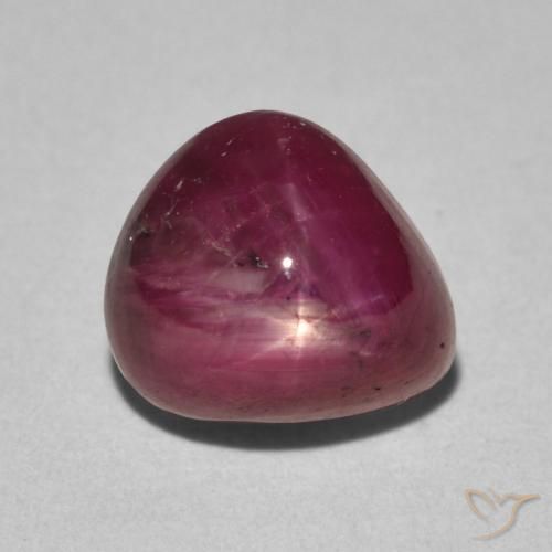 rubí estrella Rojo vino intenso natural de 4.42 ct, En forma de pera, Opaco
