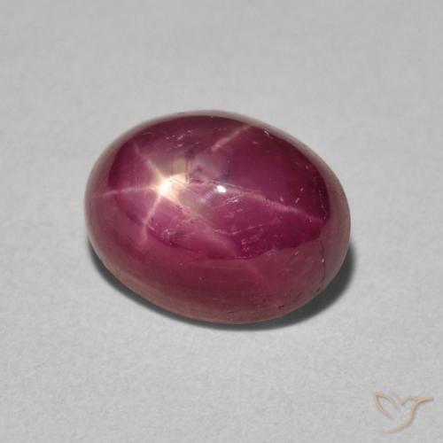 Rubí estrella rojo natural de 3,42 ct, corte óvalo, opaco
