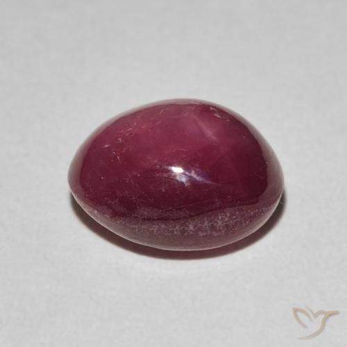 rubí estrella Rojo medio natural de 4.40 ct, Ovalada, Opaco