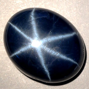 Zafiro estrella Azul oscuro natural de 9.13 ct, Corte Óvalo, Opaco