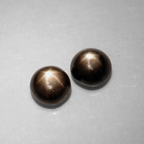 Gemas de zafiro estrella negro natural de  ct, corte redondo, opaco