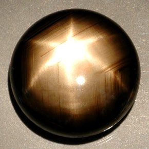 Zafiro estrella Negro natural de 32.61 ct, Corte Redondo, Opaco