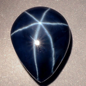 Zafiro estrella azul natural de 7,89 ct, en forma de pera, opaco