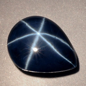 Zafiro estrella azul natural de 7,89 ct, en forma de pera, opaco