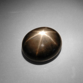 Zafiro estrella negro natural de 17,90 ct, corte óvalo, opaco