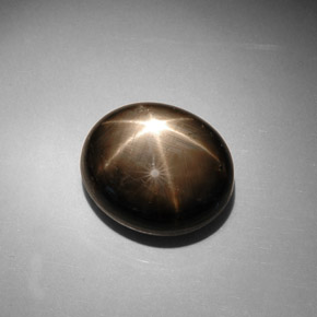 Zafiro estrella negro natural de 17,90 ct, corte óvalo, opaco