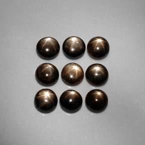 Gemas de zafiro estrella negro natural de  ct, corte redondo, opaco