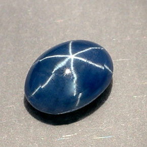 Zafiro estrella azul natural de 1,01 ct, transparente, transparente / translúcido