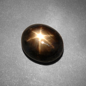 Zafiro estrella Negro natural de 7.46 ct, Corte Óvalo, Opaco